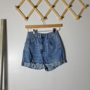 DIVIDED H&M HIGH RISE SHORTS SIZE 0